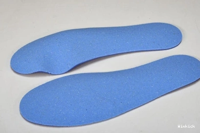 Travis Check The Scott FZ8117-900 x Jordan Cut 1122